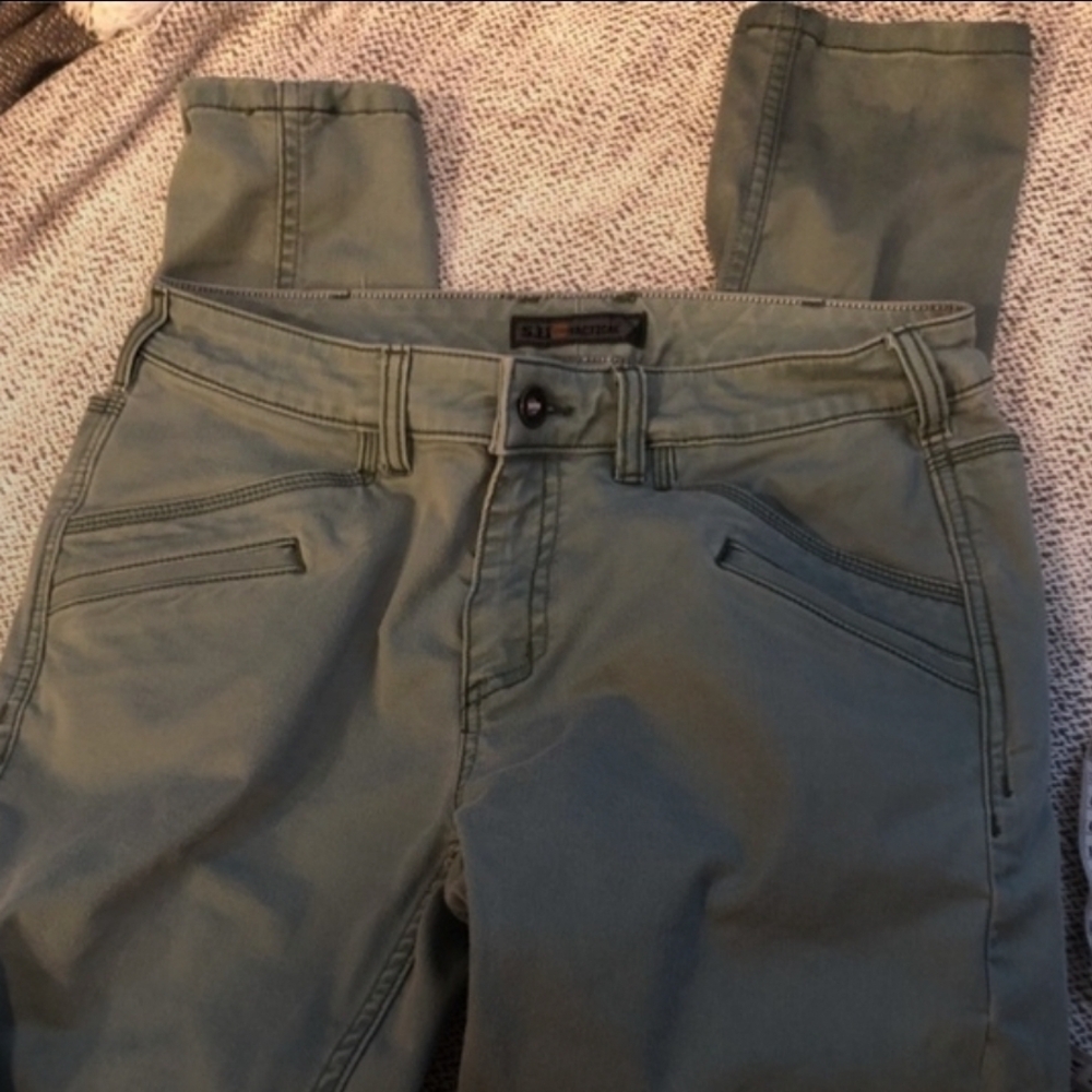 5.11 Tactical Woman's Defender Flex Slim Pants Jeans EUC